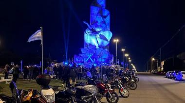 Motocaravana nocturna en honor a los héroes de Malvinas