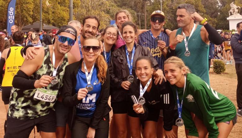 Necochea en la Maratón de Mendoza: Más allá de la meta, el valor de animarse a correr