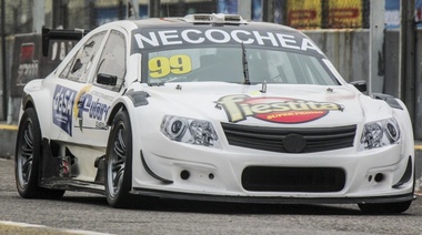 El necochense Matías Capurro quedó quinto en su debut en el Top Race