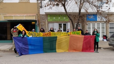 Media sanción a la inclusión laboral trans