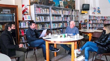 El Concejo Deliberante se acercó a una biblioteca de Quequén