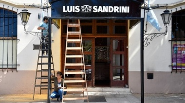 Renovación completa del frente del Teatro Luis Sandrini