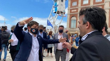 Facundo y Jimena López presenciaron la conferencia de Kicillof