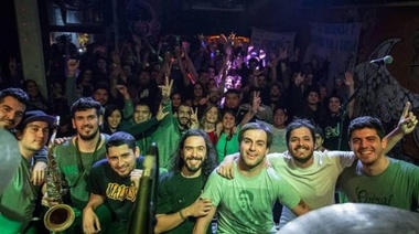 Misa Ricotera: Llega Rey Garufa y sus Timadores a una fiesta de rock prometedora