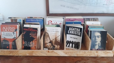 Tras convenio con el Centro Cultural Necochea, llegaron 300 libros a la Biblioteca de Claraz