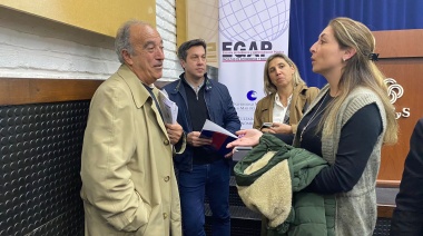 Participación municipal en una charla sobre "oferta académica para el sector público" en la Universidad de Mar del Plata