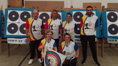 Dos medallas de oro y una de bronce para el equipo local de Tiro con Arco