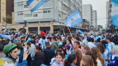 Festejos por el triunfo y pase a octavos en primer lugar : Se viene Australia