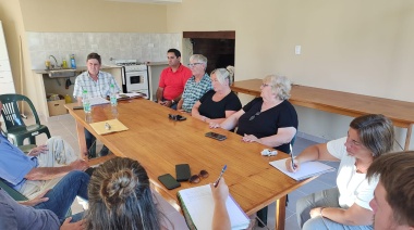 Autoridades de San Cayetano se reunieron con la Asociación de Playas