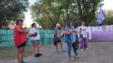 8M en Necochea: Fuerte reclamo se escuchó en el centro de la ciudad