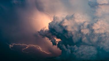 Emiten para Necochea una alerta por tormentas fuertes con rafagas y eventual caída de granizo