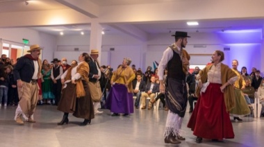 San Cayetano se prepara para celebrar el Día de la Patria con música, danzas y tradiciones folclóricas