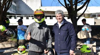 Mauro Velázquez observó la “Clínica de conducción segura para motociclistas” llegada desde Nación