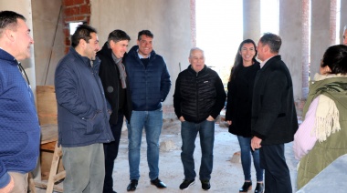 Gargaglione recorrió la Casa de la Provincia con funcionarios