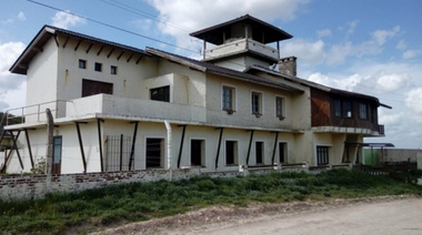 El presunto hostel de Quequén donde Freiler habría "blanqueado" dinero irregular