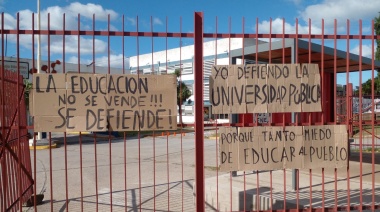 La Educación no se toca: Multitudinaria marcha en defensa de las Universidades Públicas