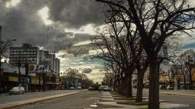 Clima hostil en Necochea: Anuncio de chaparrones y vientos fuertes este 24 de Mayo