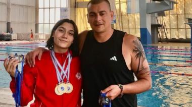 Más allá de la pileta: Claudio Castagnari comparte los desafíos y triunfos de entrenar a Guadalupe Angiolini