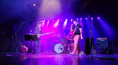 Noche de rock en Necochea: Calle 85 en el Teatro Municipal
