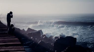 Necochea bajo alerta: Pronóstico de tormentas y chaparrones para hoy
