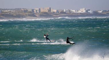 Viernes ventoso en Necochea: alerta amarilla y temperaturas de hasta 20°C
