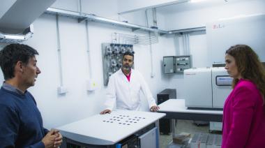 Puerto de Quequén colabora con la UNICEN para la instalación de un equipo de investigación único en el país