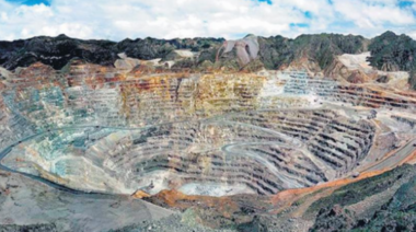 Glencore, la empresa que hace pie en la ciudad y es denunciada por haber generado un megabasural minero