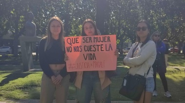Indignación, bronca y dolor en la marcha por Magalí Vera: el silencio y el estado son responsables