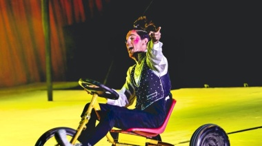 El clásico del verano llega a Necochea: El Fantástico Circo Acuático instalado en la ciudad