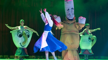 El clásico del verano llega a Necochea: El Fantástico Circo Acuático instalado en la ciudad