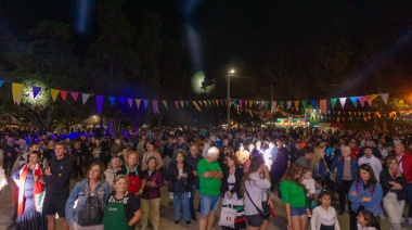 Rojas dio inicio a la Feria de Colectividades: sigue el festejo cultural este sábado y domingo