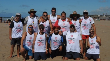El salvataje como protagonista: 15 equipos compitieron en el desafío de aguas abiertas en Sahara Club