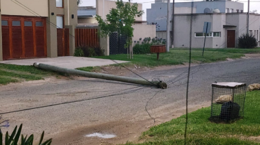 Fuerte temporal azotó Necochea y Quequén: destrozos, corte de luz y suspensión de eventos