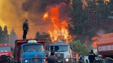 Mientras los incendios consumen la Patagonia, el gobierno ignora la emergencia