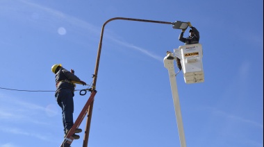 Inversión millonaria para instalar 400 nuevas luminarias LED en Necochea y Quequén