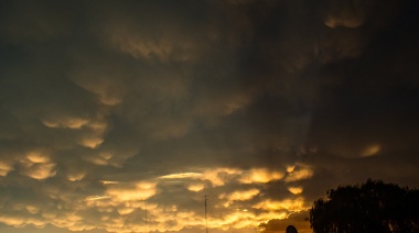 ¿Qué son las nubes "mammatus" que cautivaron el cielo de Necochea?