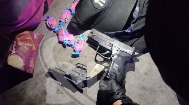 Dictaron la detención a la poliladrón y su pareja tras negarse a declarar