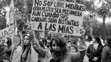 8M en Necochea: Marcha transfeminista contra la violencia de género y la agenda política de Milei