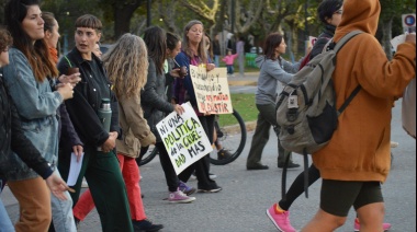 8M en Necochea: la lucha feminista frente al ajuste y la violencia machista