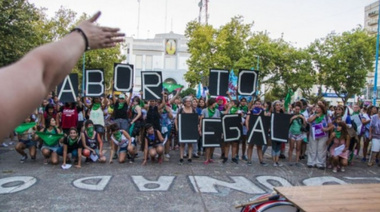 Aborto: Pañuelazo y vigilia en nuestra ciudad y una multitud en el Congreso