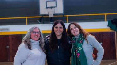 Con teatro, circo y ecología, Puerto Quequén llenó salas en Juan N.Fernández y La Dulce
