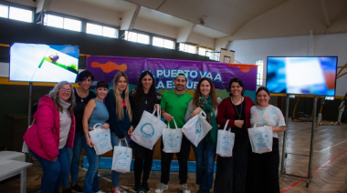 Con teatro, circo y ecología, Puerto Quequén llenó salas en Juan N.Fernández y La Dulce