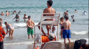 "Es un mes súper intenso para nosotros": Suárez adelanta la reválida y la temporada de guardavidas en Necochea