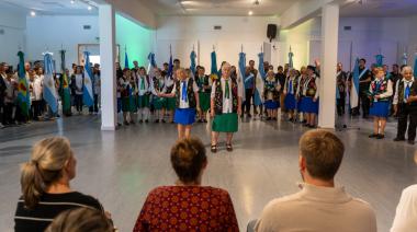 “Sigamos siendo un pueblo libre”: San Cayetano conmemoró 67 años de autonomía con un emotivo acto
