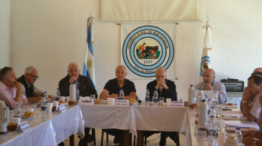 Duro mensaje rural: rechazo a impuestos, críticas por caminos y preocupación por la Ley de Suelos