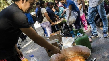 Habrá una olla popular en la plaza: "En Necochea falta alimento para los comedores"
