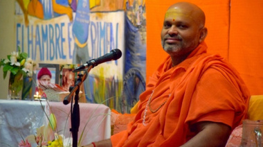 Gurudev Nityananda, el moje hindú que promete revolucionar la Ciudad con el yoga