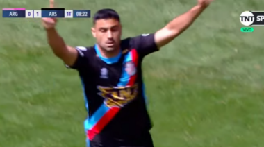 El necochense Cérica tuvo su estreno de gol en la Superliga