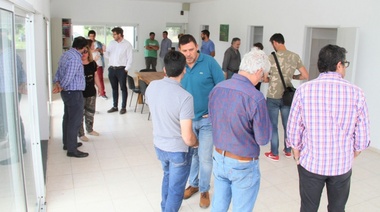 Inauguran un salón de usos múltiples municipal en Quequén