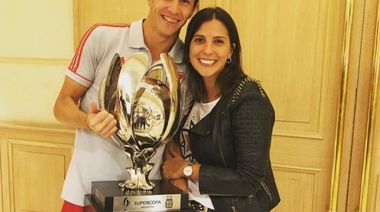 Juliana Lombardi, la necochense que le “corrige” el juego a Nacho Fernández